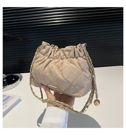 Bolso de Hombro con Cadena y Bordado de Diamantes para Mujer - Image 9
