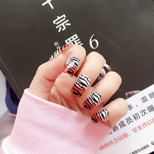 Uñas Postizas Bailarina Removibles con Diseño de Arte Nail - Image 10