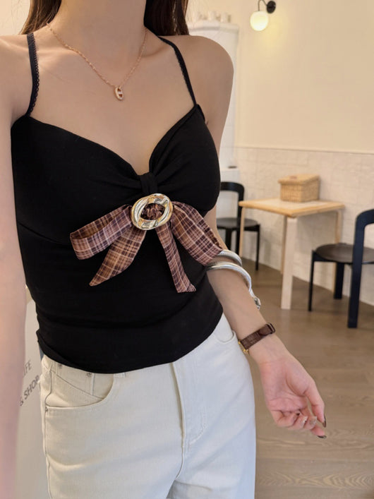 Camiseta Halter Ajustada con Lazo Decorativo para Mujer - Image 28