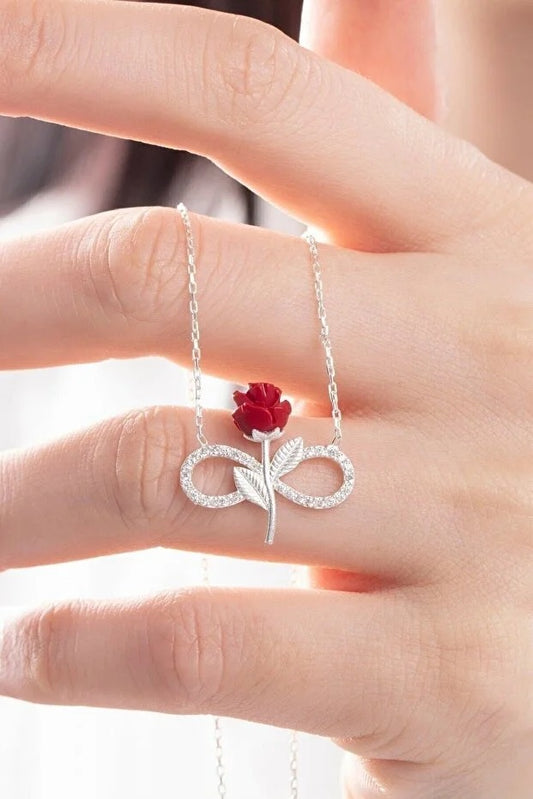 Collar de Plata Infinito con Rosa Roja y Piedra Blanca