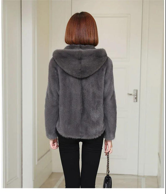 Abrigo Corto Grueso con Capucha y Cuello de Piel para Invierno - Image 17