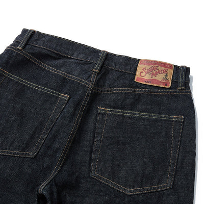 Jeans Slim Rojo Intenso de Corte Clásico - Image 8