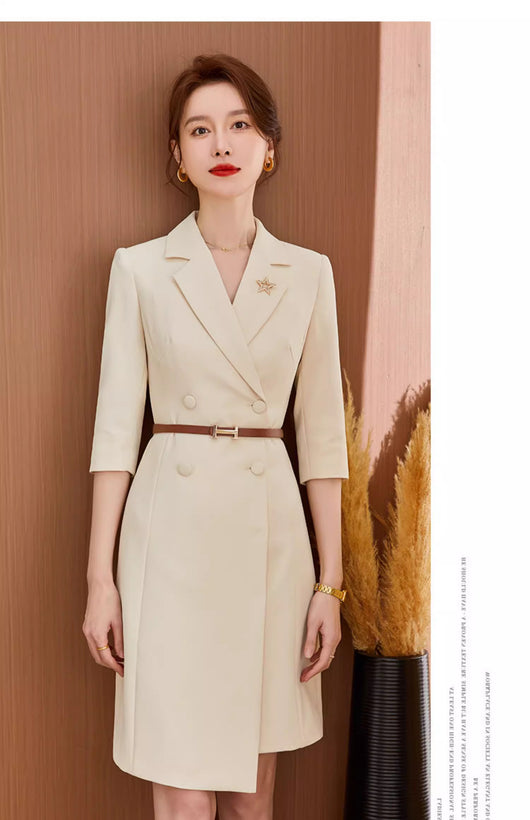 Traje Blanco Ejecutivo de Elegancia Profesional - Image 5