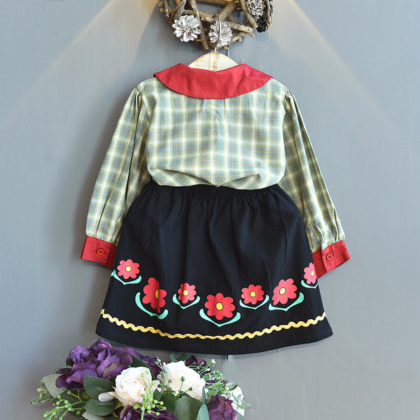 Conjunto Infantil de Falda y Blusa a Cuadros con Contraste de Colores