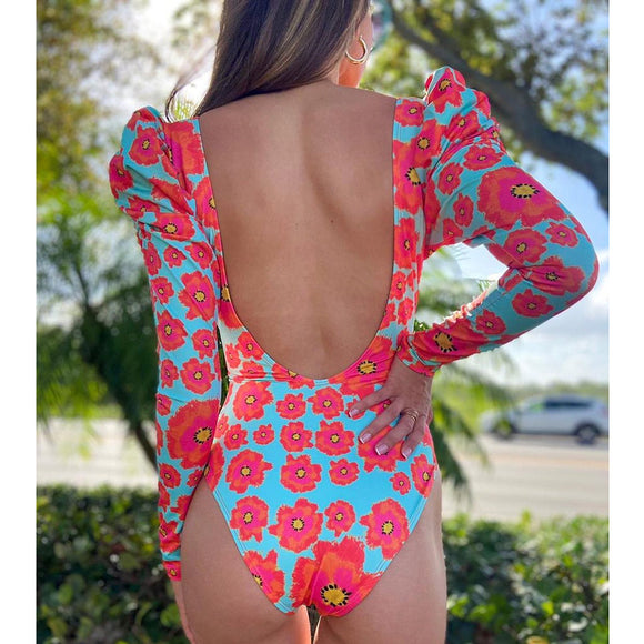 Traje de Baño Enterizo con Escote V y Detalles Calados