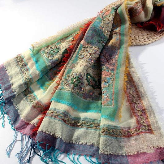 Pañuelo Bordado para Mujer - Diseño Creativo y Personalidad - Image 9
