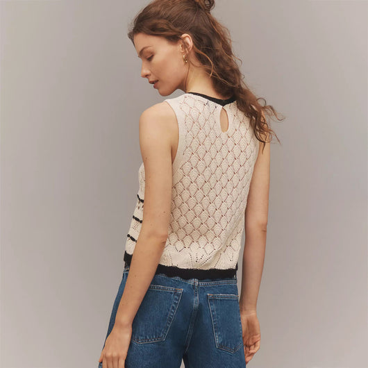 Blusa de Playa Elegante con Recortes Atrevidos - Image 3