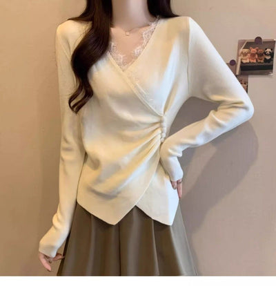 Blusa Manga Larga con Encaje Irregular y Escote en V - Image 27