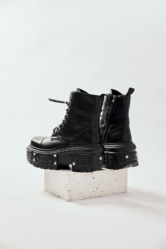 Botas Martin Punk para Mujer - Cuero Auténtico Estilo Alternativo - Image 7