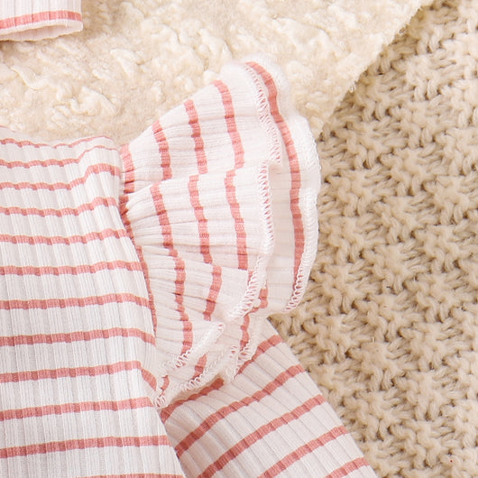 Traje Infantil a Rayas con Volantes y Manga Larga - Image 22