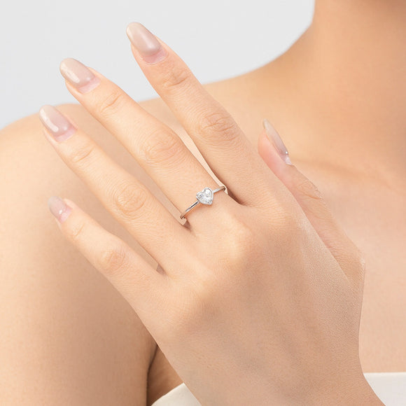Anillo de Compromiso Corazón en Plata de Ley 925