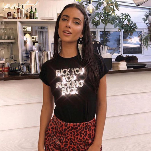 Crop Top Estilo Hong Kong con Lentejuelas y Letras - Ajustado y Casual - Image 28