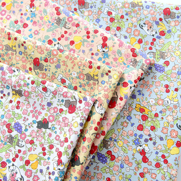 Ropa de Algodón con Estampado Floral Caricaturizado