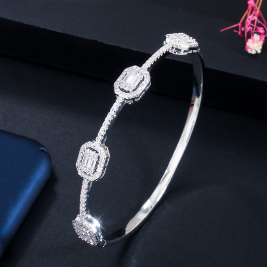 Conjunto de Pulsera y Anillo para Mujer con Circonita Brillante y Baño de Oro Real - Image 19