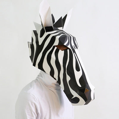 Tocado de Caballo Origami Blanco y Negro – Disfraz Animal Geométrico - Image 4