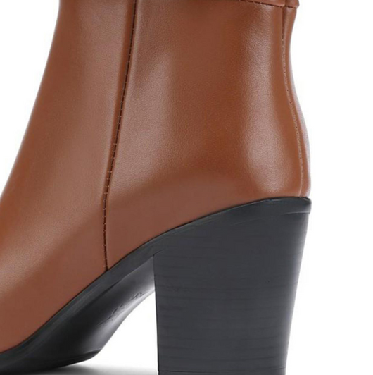 Botas Altas de Cuero con Tacón Grueso y Punta Afilada - Image 11