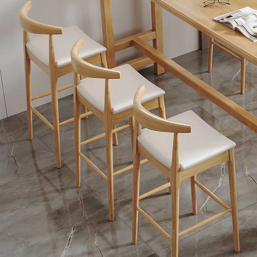 Taburete Minimalista Nórdico en Madera Maciza con Detalles en Cuerno - Image 7