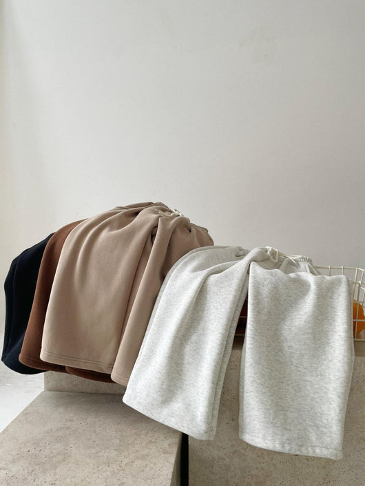 Pantalones Casuales Acolchados de Terciopelo Coreanos para Niños - Image 17