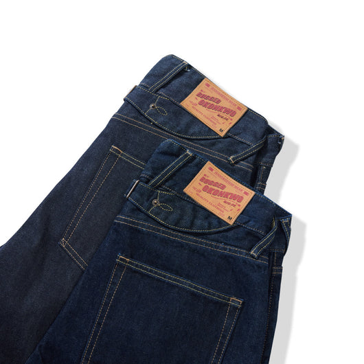 Jeans Rectos Rojo Intenso de Corte Clásico - Image 14