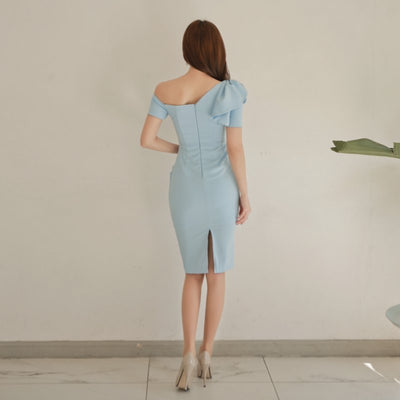 Vestido Hombros Descubiertos con Volantes en Cuello y Cadera - Image 7