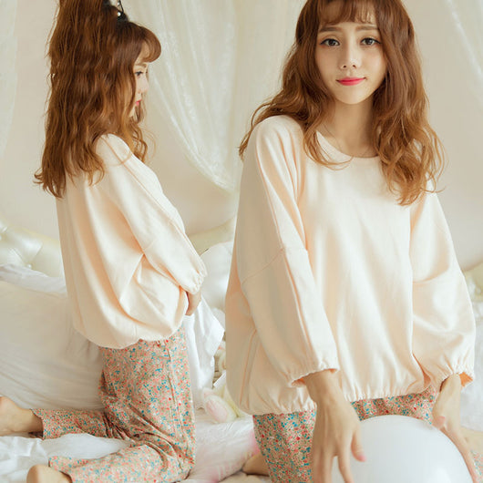 Pijama Largo de Seda de Leche con Estampado Floral - Conjunto Cómodo para Otoño e Invierno - Image 5