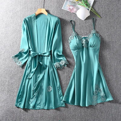 Camisón Corto Sensual con Tirante de Seda Helada y Soporte de Pecho - Image 35