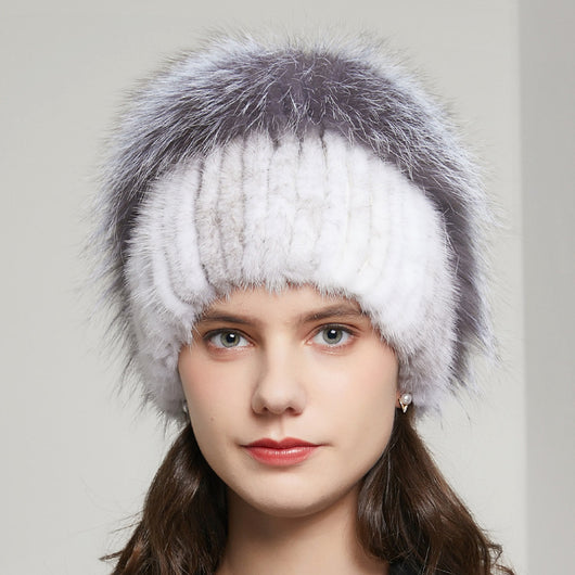 Gorro Tejido de Invierno para Mujer con Pedrería y Pelaje de Zorro - Image 9