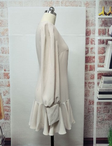 Vestido Largo Escote V con Volantes - Image 9
