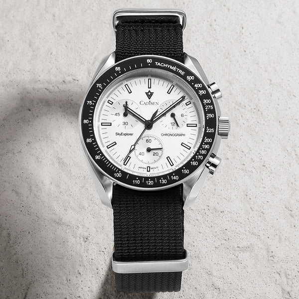 Reloj de Cuarzo Cadisson con Tres Cronógrafos - Resistente al Agua