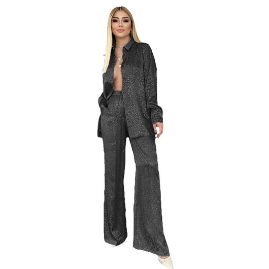 Conjunto de Dos Piezas Mujer con Camisa Estampado Leopardo y Pantalón - Image 5