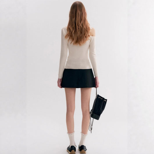 Blusa Elegante Fuera del Hombro con Encaje y Manga Larga - Image 3