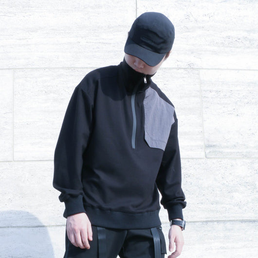 Suéter Hombre Cuello Alto con Detalles de Contraste y Costuras - Image 10