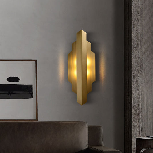 Lámpara de Pared Vintage en Cobre con Diseño Ornamental