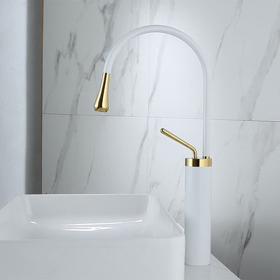Grifo de Lavabo Giratorio en Cobre Dorado con Diseño Gota de Agua - Image 18