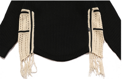 Suéter Holgado para Hombre con Detalles de Costura y Borlas - Image 10