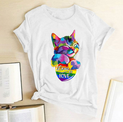 Playera Femenina Estampado Gato Colorido con Mensaje LOVE - Image 12