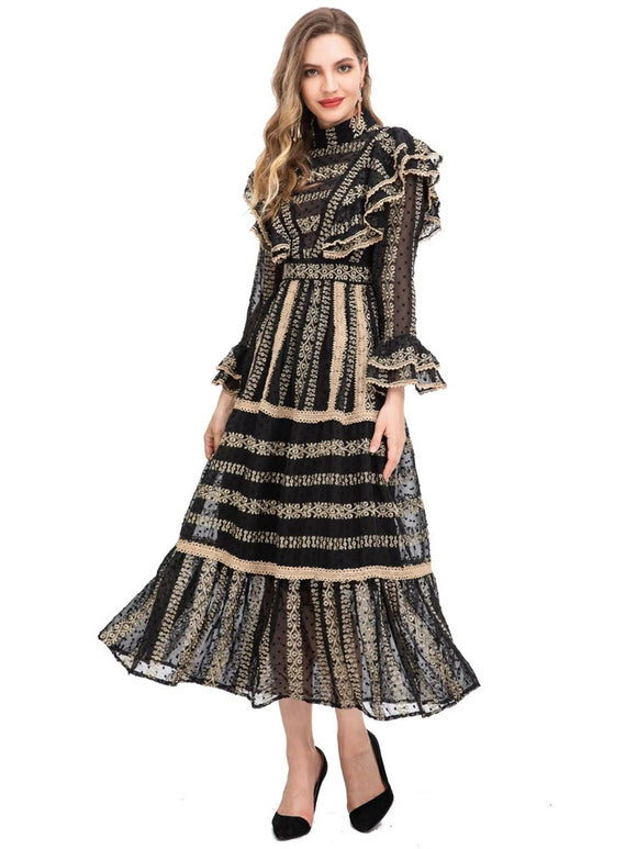 Vestido Retro Cuello Alto con Volantes y Bordado en Rojo y Negro