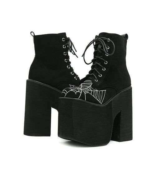Botas Dr Martens Gothic Ultra Altas con Suela Gruesa y Diseño de Telaraña - Image 14