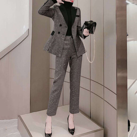 Traje de Dos Piezas para Mujer - Elegancia y Sofisticación