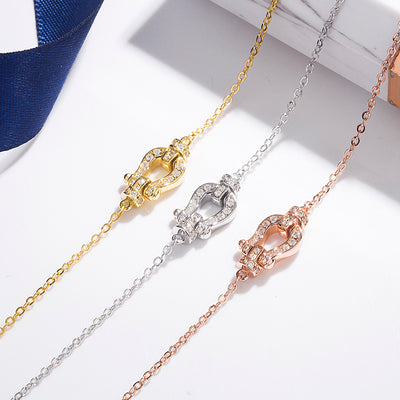 Pulsera de Herradura en Plata con Diamantes Incrustados - Diseño Minimalista - Image 9