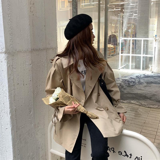 Abrigo Cortaviento Negro Holgado con Mangas Linterna - Diseño Versátil Midi para Mujer - Image 2