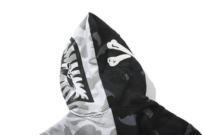 Sudadera de Polar con Estampado Calavera Camuflaje Blanco y Negro - Image 9