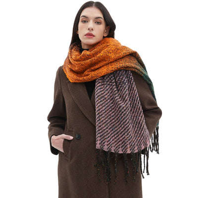 Bufanda Degradada Unisex - Elegancia para Todos - Image 4