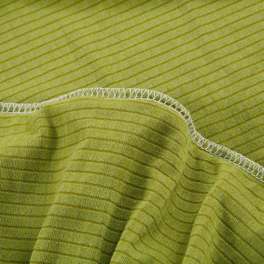 Funda Protectora Universal para Sofá Cama en Terciopelo Liso - Image 4