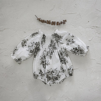Mameluco Retro para Bebé con Flores Grandes y Fruncido, Manga Larga - Image 16