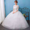 Vestido de Novia con Manga Larga y Cola Elegante