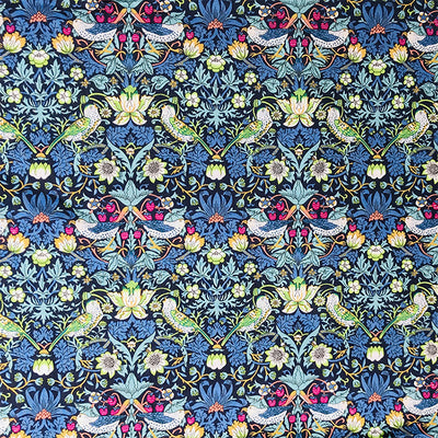 Tela de Algodón Fibrado con Estampado de Fresa para Confección - Image 2