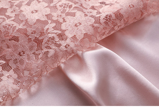 Vestido Largo Elegante con Detalles de Diamantes para Ocasiones Especiales - Image 11