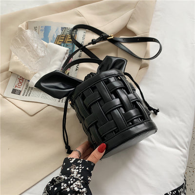 Bolsa Tejida Hueca de Verano - Diseño Exclusivo Tipo Cubo Portátil - Image 8