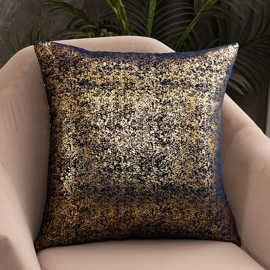 Funda de Almohada Terciopelo Copo de Nieve con Estampado Dorado - Image 4